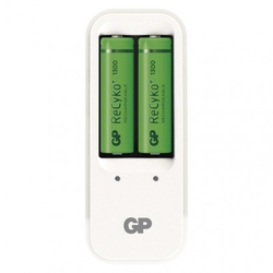 Nabíječka baterií GP PB410 + 2× AA GP ReCyko+ 1300