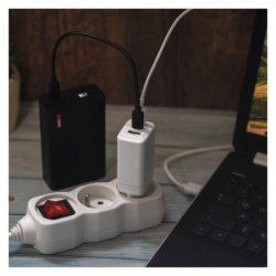 Univerzální USB adaptér GaN do sítě PD 65 W max.