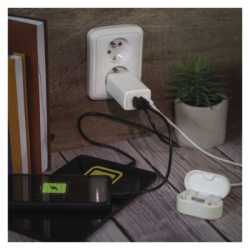 Univerzální USB adaptér GaN do sítě PD 65 W max.