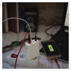 Univerzální USB adaptér GaN do sítě PD 120 W max.