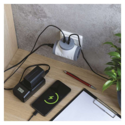 Rozbočovací zásuvka 2×, 1×USB-A+1×USB-C, bílo-šedá