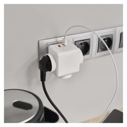 Rozbočovací zásuvka 3× kulatá, 2× USB